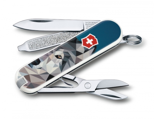 - VICTORINOX Classic "Wolf is Coming Home", 58 , 7  0.6223.L1704 