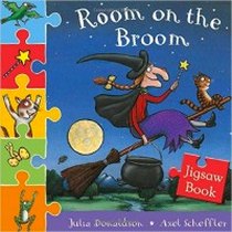 Donaldson Julia Room on the Broom Jigsaw Book. Board book 