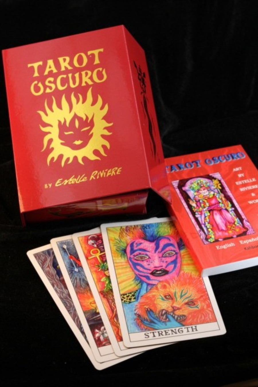 Maria, Riviere, Estelle ; Moraru Tarot Oscuro: English, Spanish & French Edition 
