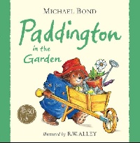 Michael, Bond Paddington in Garden   +D 